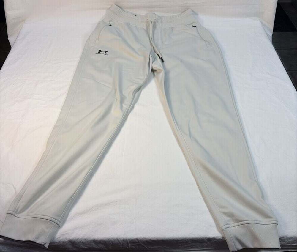 Under Armour Men's Loose Fit Fleece Light Grey Joggers Sz M